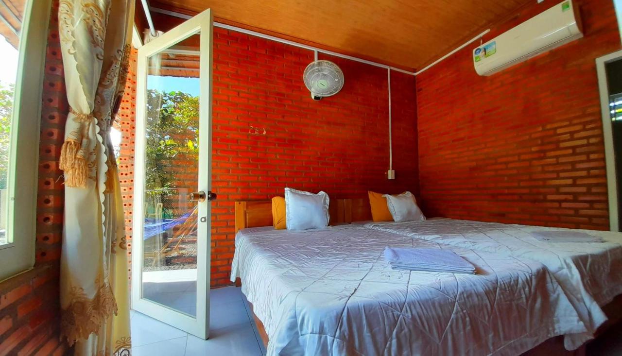 Cat Tien Backpackers Hostel Extérieur photo