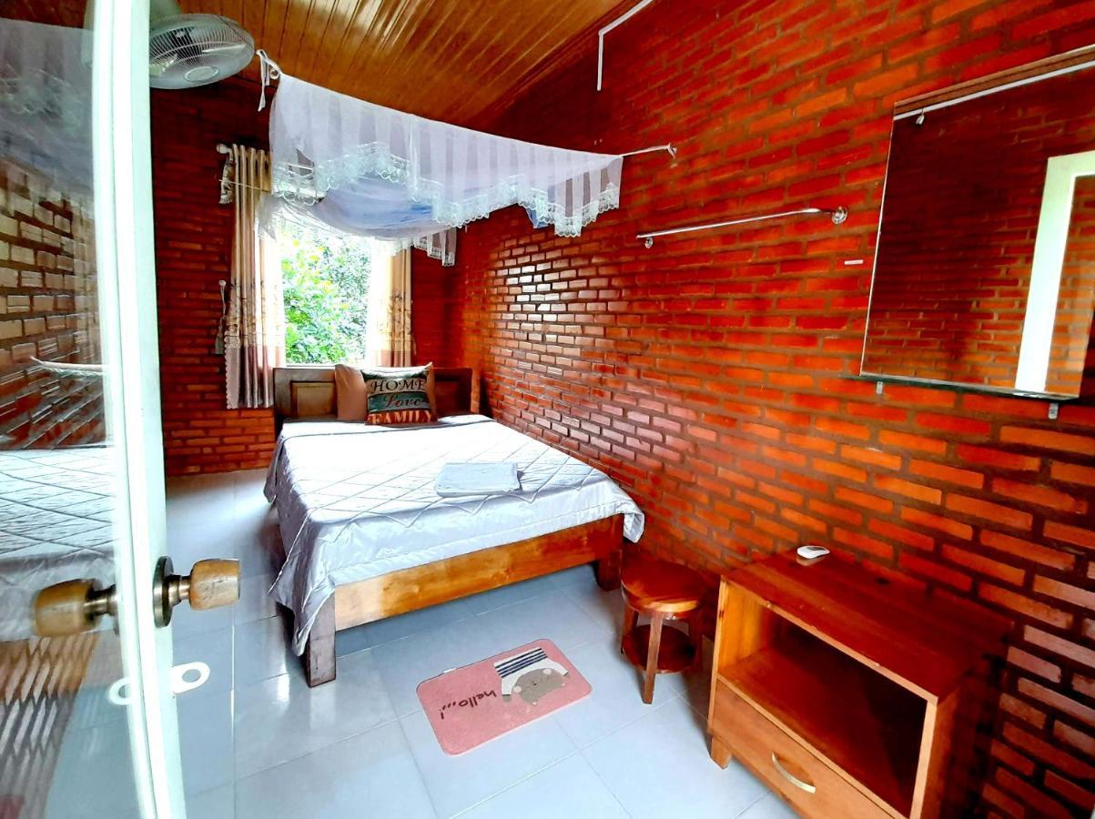 Cat Tien Backpackers Hostel Extérieur photo