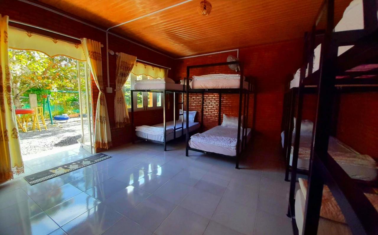 Cat Tien Backpackers Hostel Extérieur photo