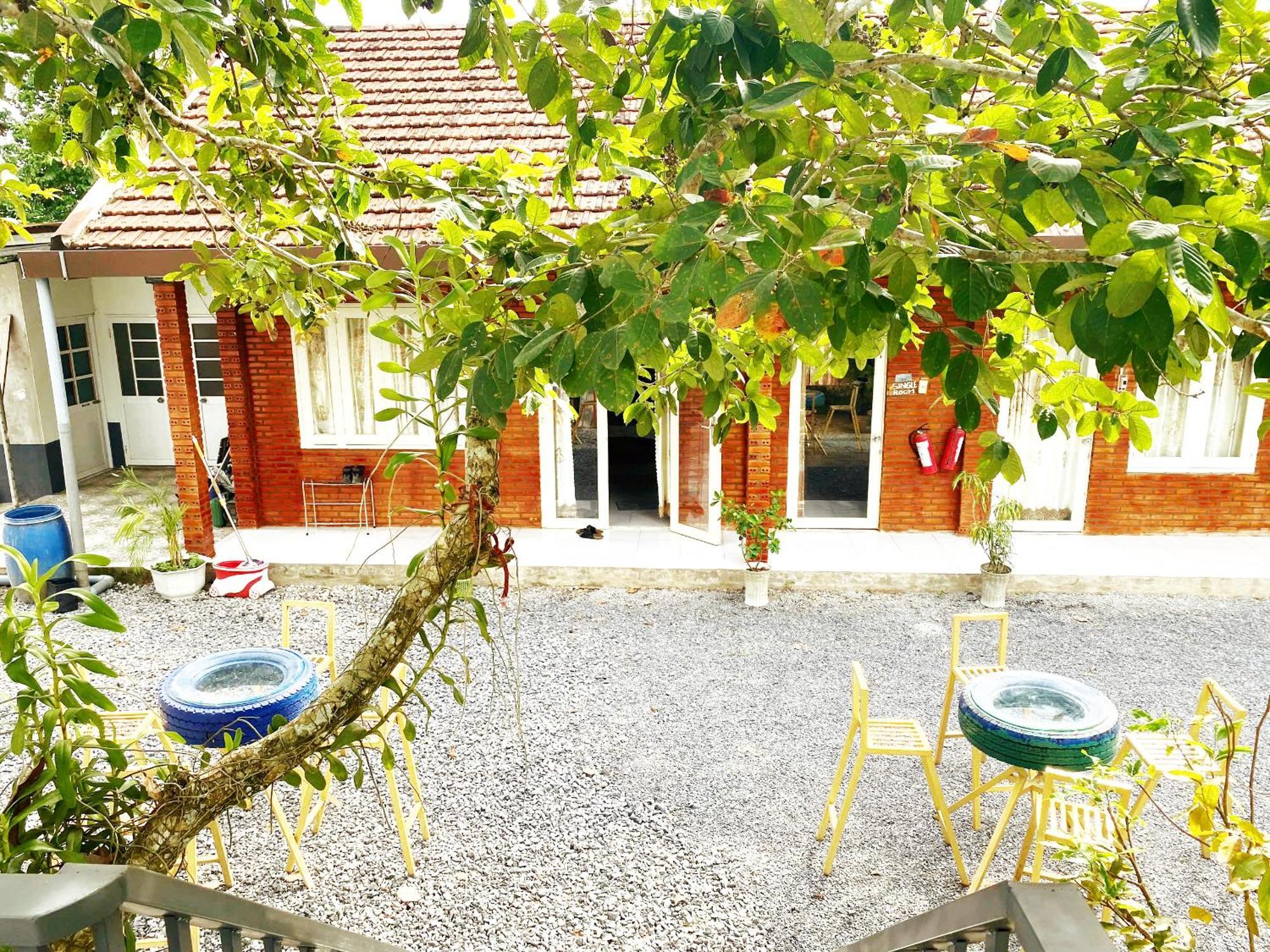 Cat Tien Backpackers Hostel Extérieur photo